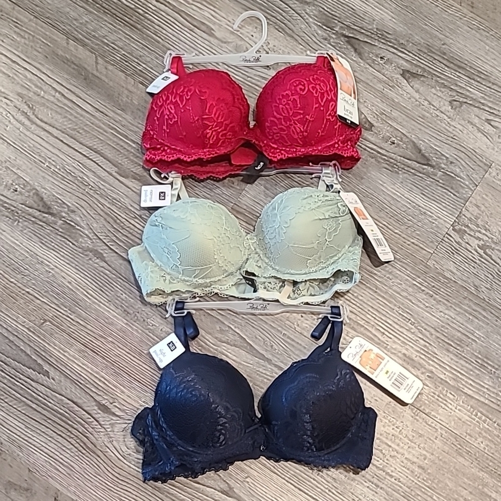 Set OF 3 Rene Rofe Lace Bras Red, Green, & Blue - Picture 1 of 12
